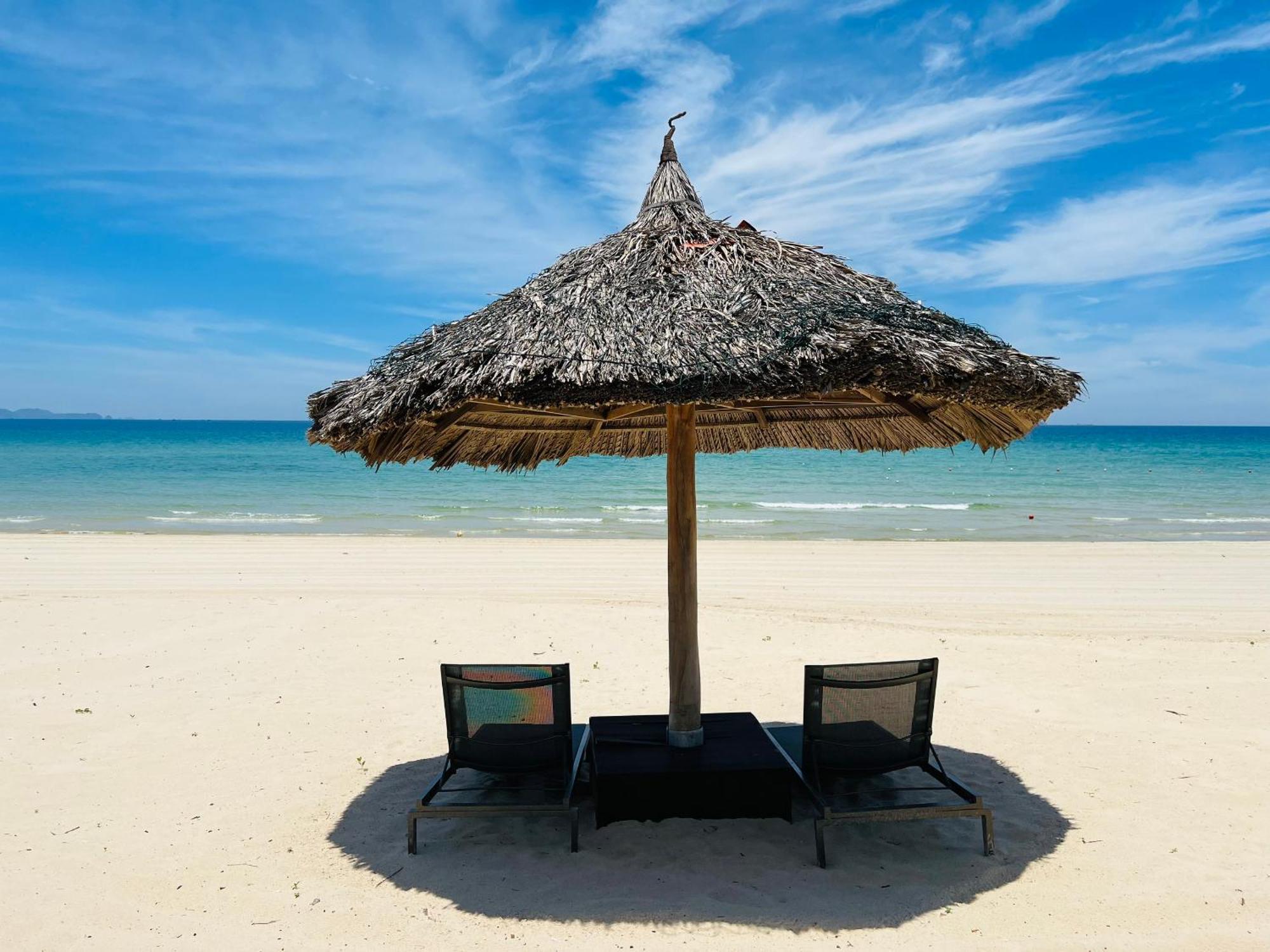 Sea View Villa In Wyndham Garden Cam Ranh Nha Trang Bagian luar foto